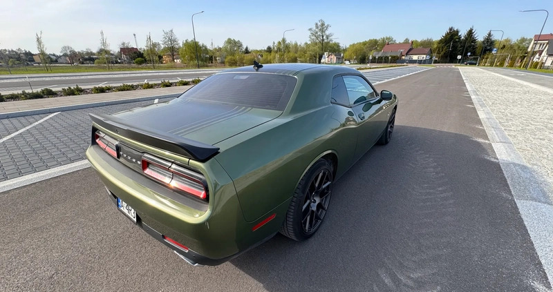 Dodge Challenger cena 179900 przebieg: 93000, rok produkcji 2018 z Wołomin małe 191